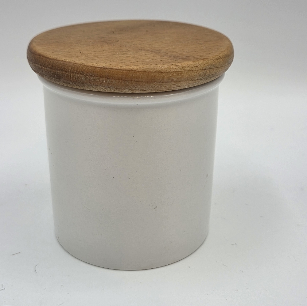 Pomona Portmeirion Biggareux Cherry Lidded Storage Jar Canister - Picture 2 of 4